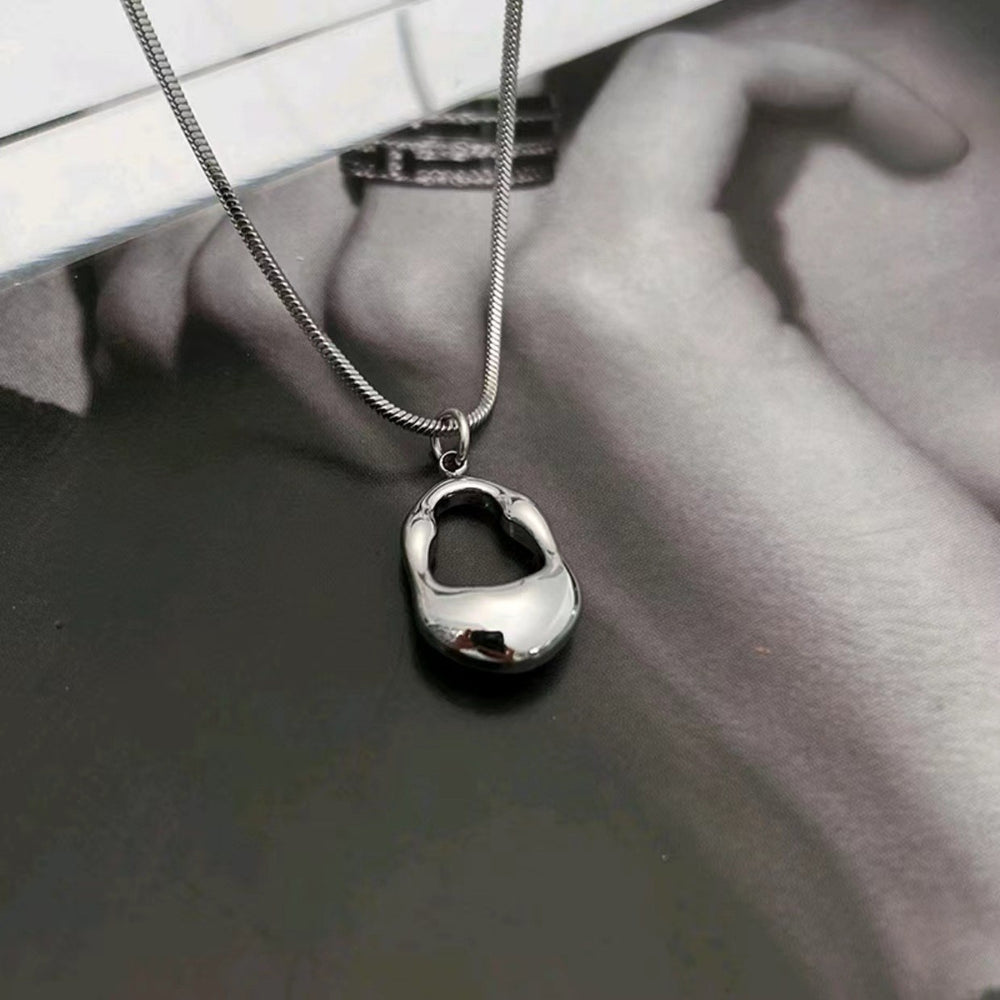 Hollow water drop metal normcore style necklace for women 2023new arrivalbest sellingniche styleaccessible luxury clavicle chaineleganteasiest for match