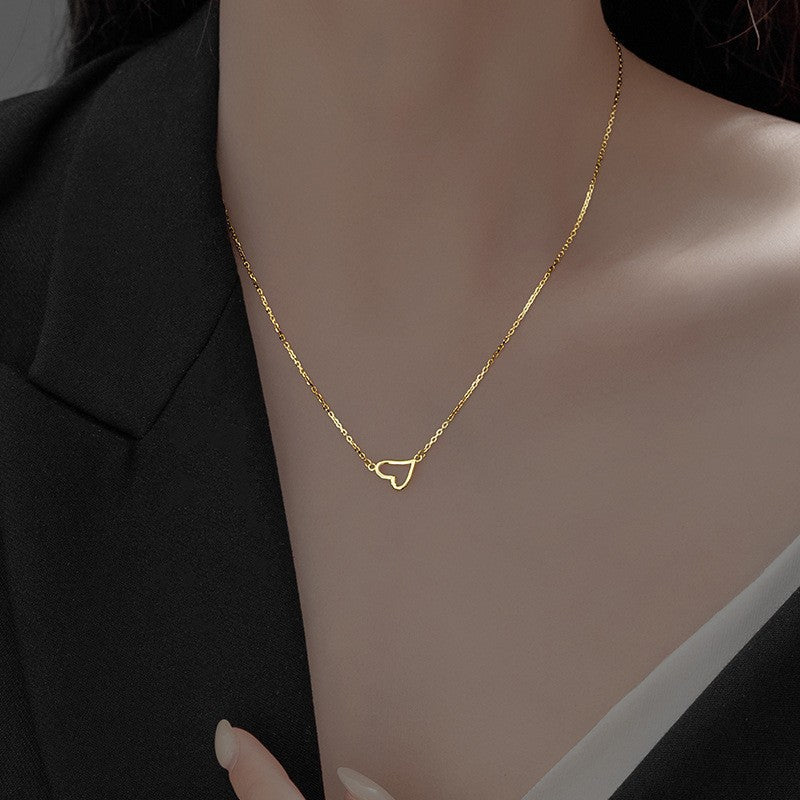 Casuallovek-styleshort clavicle chain elegantpopular necklace for women super sparkling zircon heart-shaped pendant