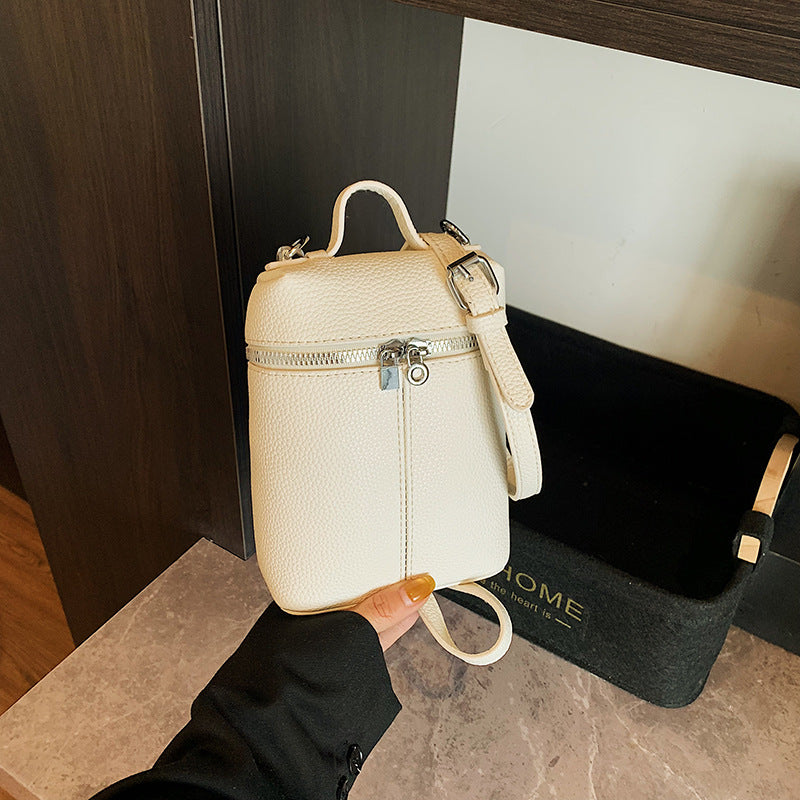 Exquisite mini bag women's 2025 new fashion versatile messenger bag summer popular mobile phone bag small bag