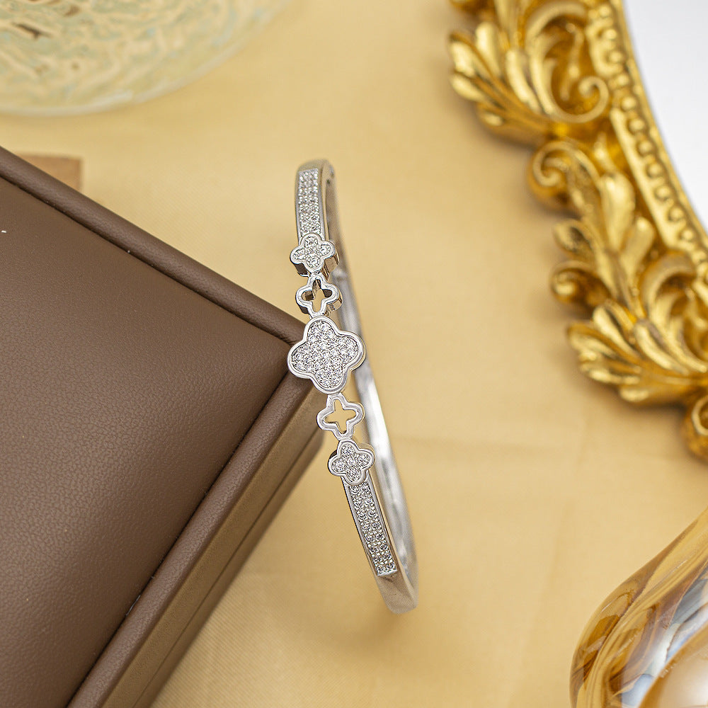 Bracelet female titanium steel fashion non-fading copper inlaid zirconium bracelet niche high-end fashion elegant jewelry wholesale hand jewelry