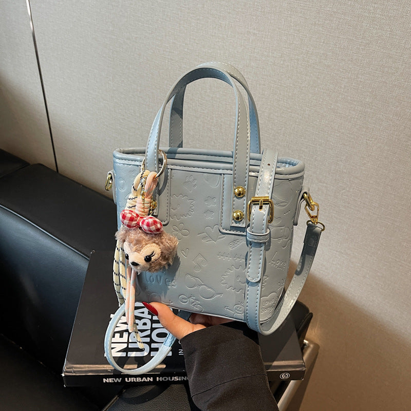 Foreign trade is popular this year, small bags for women 2025 new versatile bucket bags, Korean version commuter shoulder messenger handbag