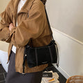 Vintage chic small handbag women's bag 2025 new autumn/winter versatile shoulder bag minimalist large capacity commuter crossbody bag