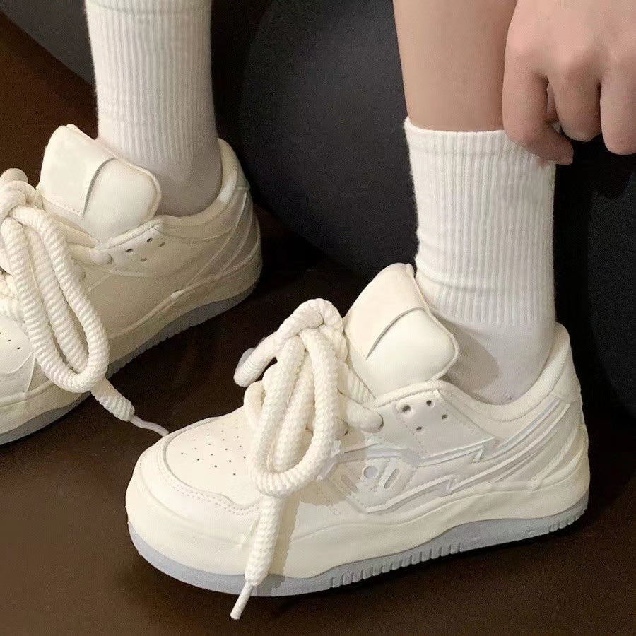 American chunky sole loafers for women, 2026 spring/autumn new arrivals, trendy & unique, retro student style, breathable athletic platform shoes