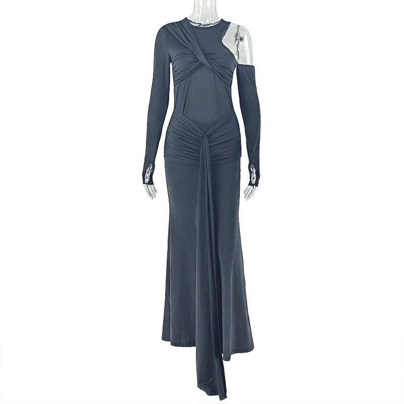 Fashion style cross-border pure color design women's fashion pleated one shoulder bag hip skirt strap cut out round neck long dress