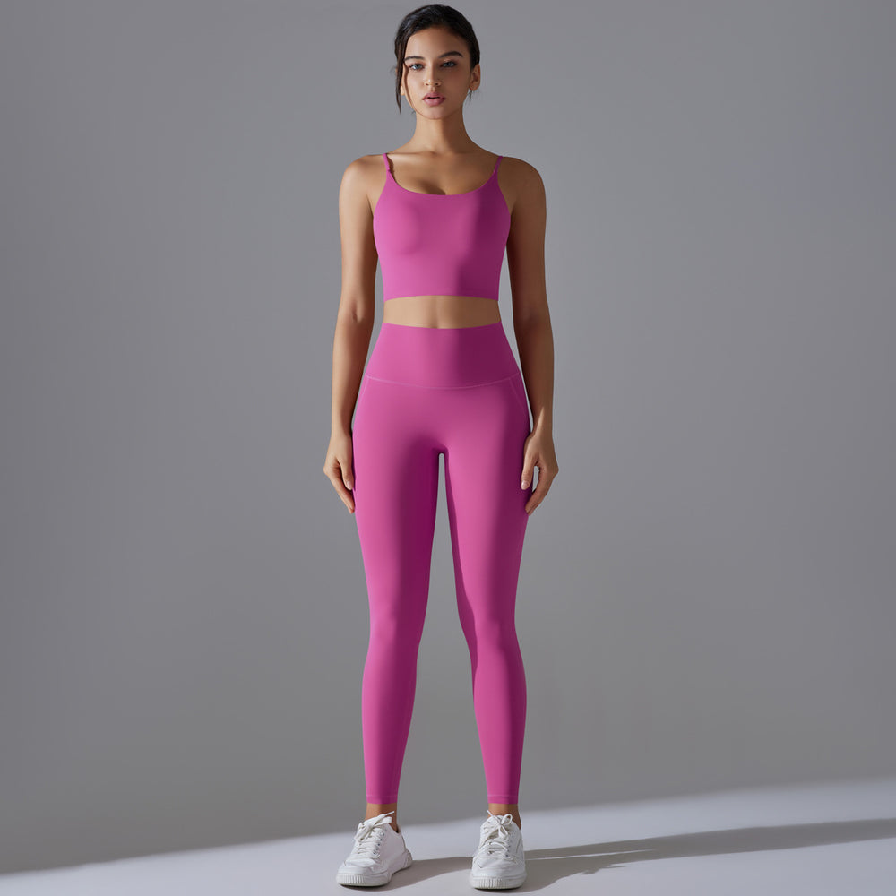 New high-waisted, butt-lifting, seamless yoga set with built-in bra – naked feel, perfect for running and fitness