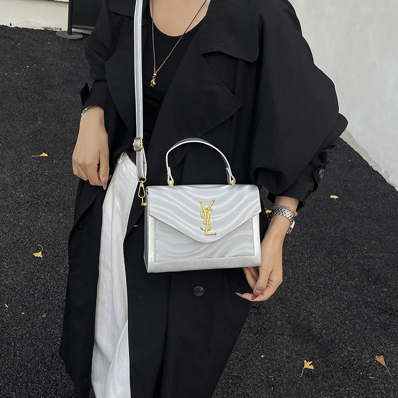 2025 new women's retro small square bag ladies shoulder crossbody commuter messenger bag trendy letter box bag - export quality