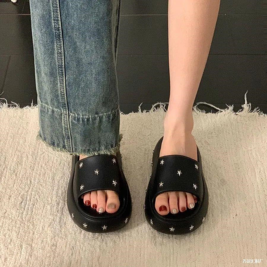 Thick sole heightened sandals women's 2026 new arrival summer outwear casual stars fashion easiest for match high heels one-line slippers