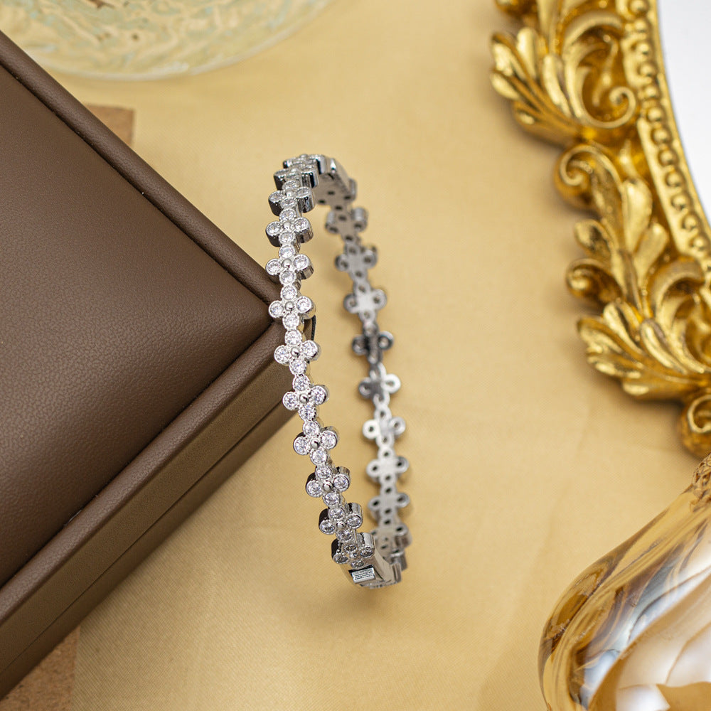 Bracelet female titanium steel fashion non-fading copper inlaid zirconium bracelet niche high-end fashion elegant jewelry wholesale hand jewelry