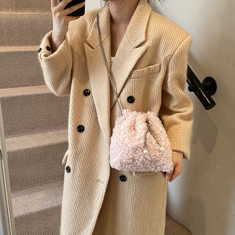 New Chinese style national style bag women's 2025 new niche design chain shoulder messenger bag portable bucket bag