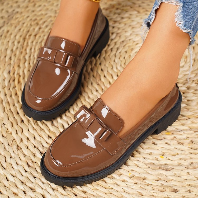 plus size loafers for women, new 2026 spring/autumn collection, patent leather bow mary janes, casual shoes for women