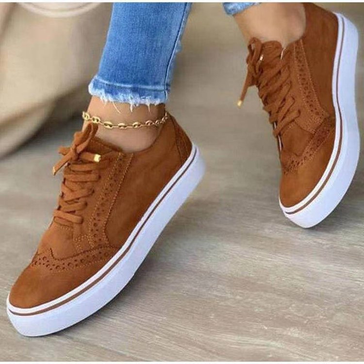Independent station new casual shoes women's 2021  large size comfortable European and American flat bottom round head lace-up single shoes women's hair