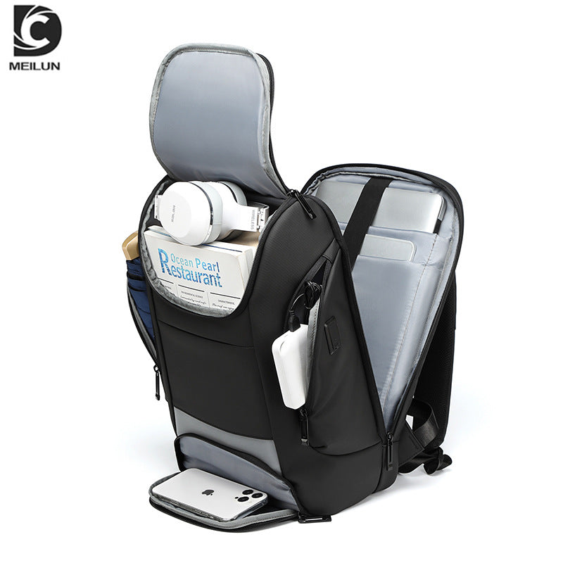 New gift styling backpack men's backpack leisure business student large capacity computer bag men's backpack