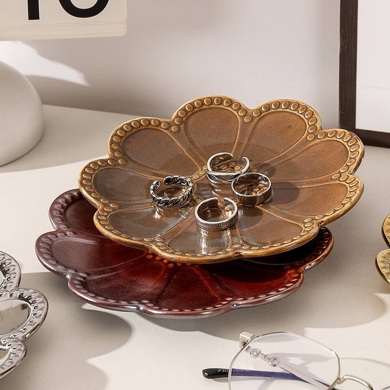 Ins electroplating creative ceramic flower pattern stylish ceramic jewelry storage tray high-looking photo prop display tray