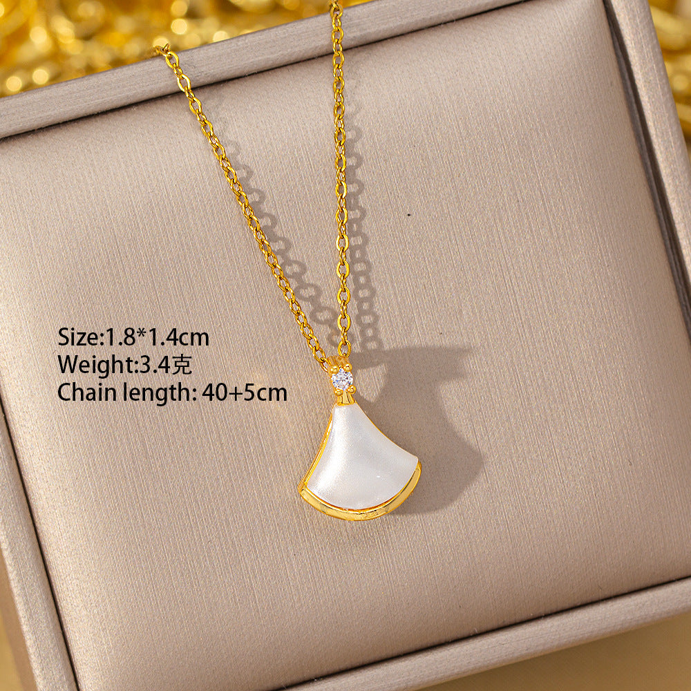 Copper inlaid zirconium four-leaf clover necklace for women, titanium steel real gold plating popularinsfashion flower exquisite sweater chain jewelry