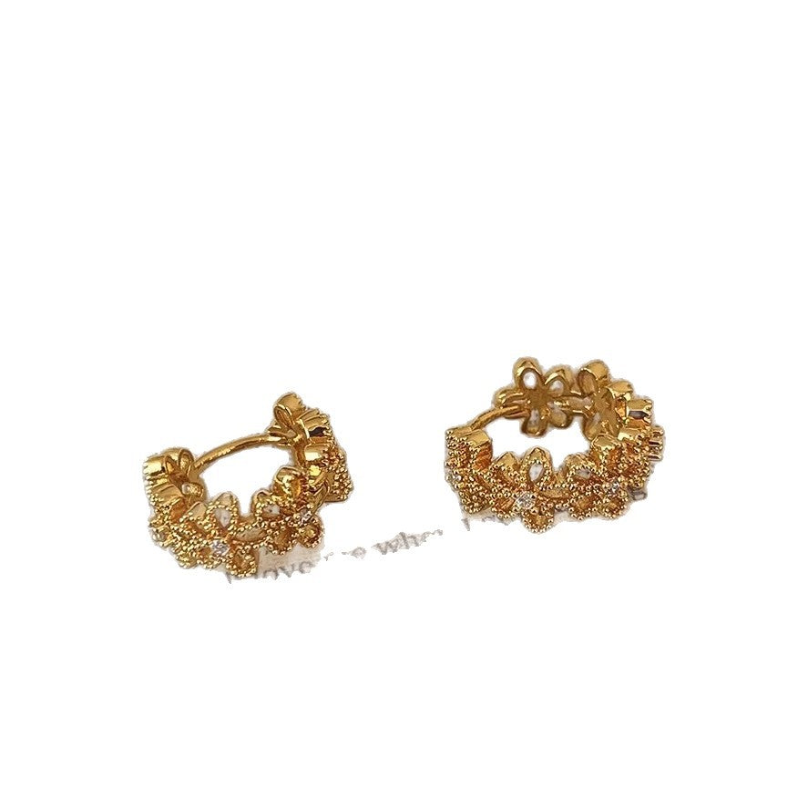 Gold hollow flower ear cuff earrings for women 026 new hot style niche fashion exquisite versatile earring jewelry wholesale