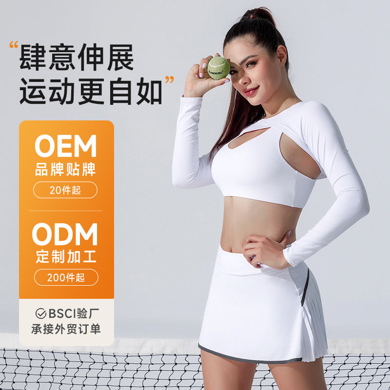 Women's customizable three-piece activewear set: sports bra, running top, and shorts for outdoor fitness, yoga, golf, and tennis