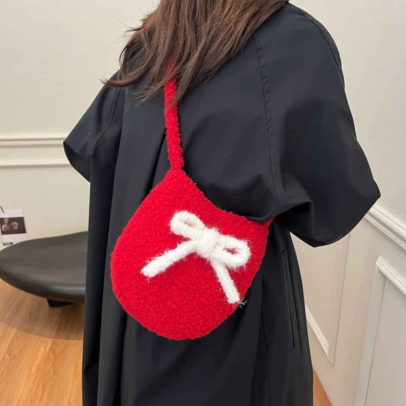 Retro plush large-capacity bucket bag women's versatile shoulder small crossbody cloth bag niche casual bag