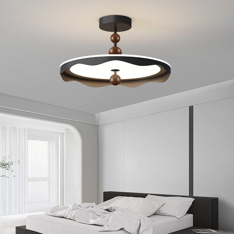 Bedroom ceiling light Nordic modern simple new LED creative personality full spectrum eye protection children's room lighting