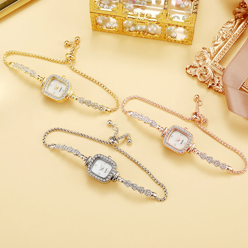 new small square quartz watch for women, elegant ladies' bracelet watch, suitable for middle and high school students