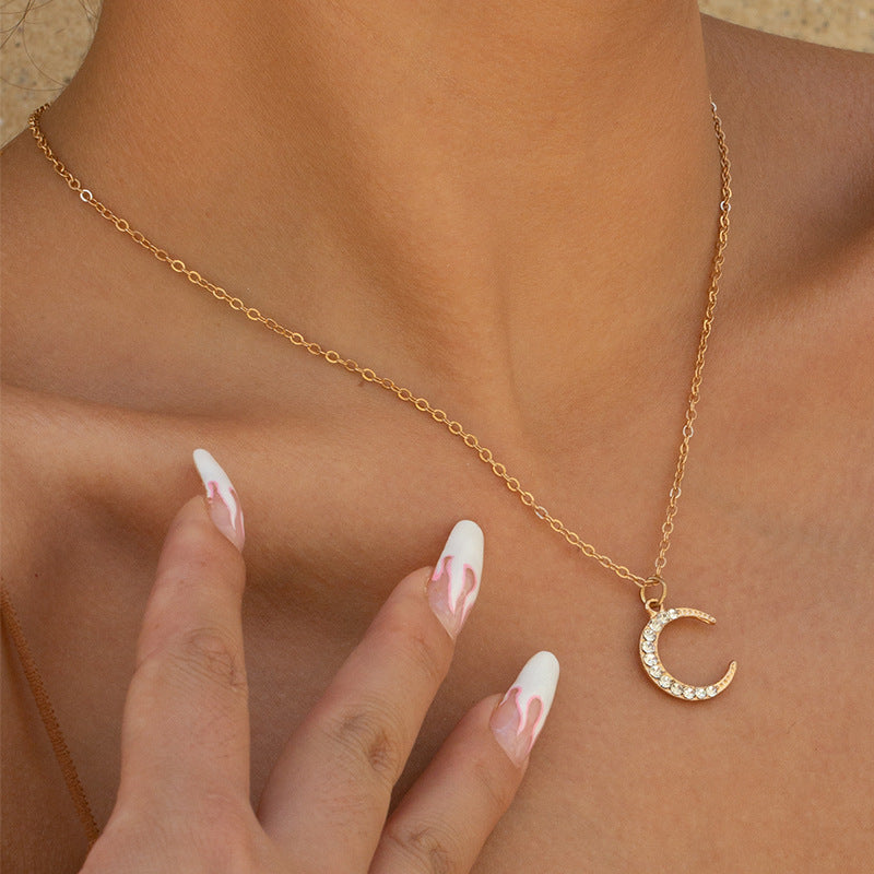 Wholesale rhinestone pendant necklaces - european & american style, cross-border, alloy, minimalist, versatile jewelry for women - star, moon, and clavicle chains
