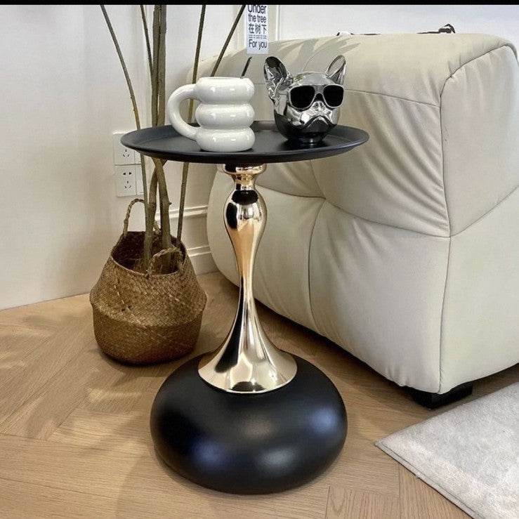 Scandinavianretro sofa side table living room coffee table small table iron side table bedside storage rack balcony casual round table