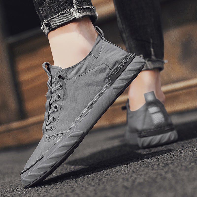 Old beijing cloth shoes for men, slip-on, anti-odor, spring ice silk, breathable thin canvas for driving, 2025 new arrival