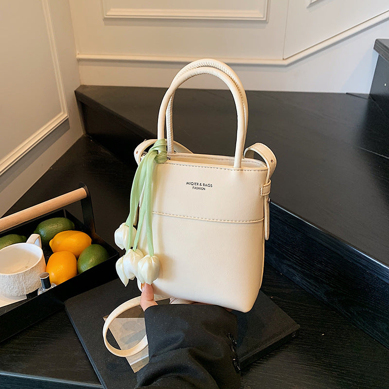 Foreign trade advanced sense niche bag women's summer 2025 new versatile shoulder messenger bag ins popular mobile phone bag