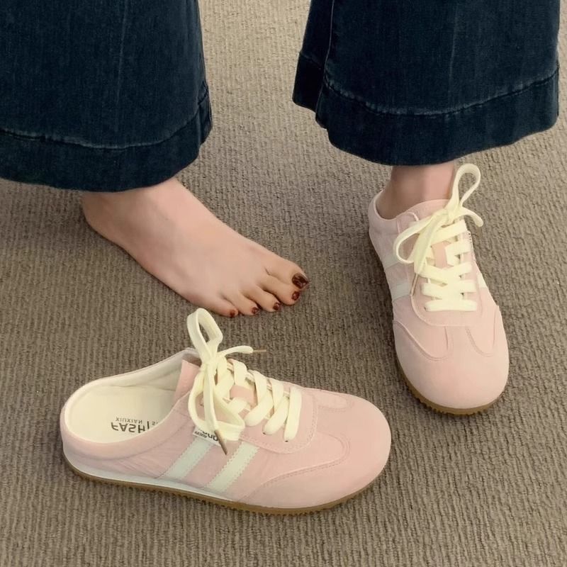 Baotou slippers women's summer outer wear 2025 new super fire moral training shoes half-drag white shoes popular one-pedal casual shoes