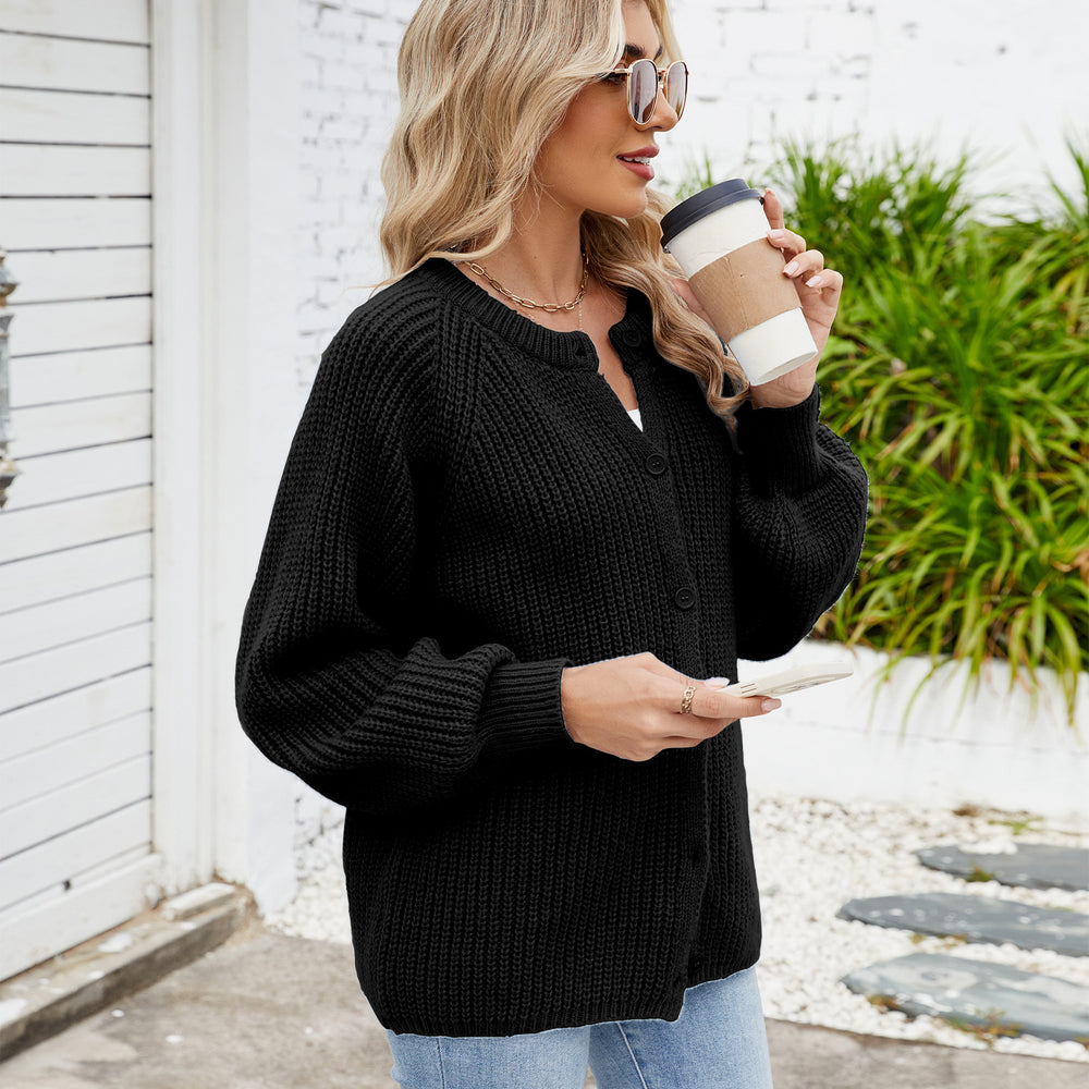 Fashion cross-border export women's clothing new arrival   loosecasual round neck sweater one-row button tops trendy
