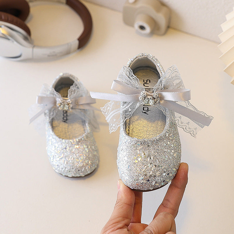 Ready-to-ship girls' leather shoes: korean style, kids' patent leather princess shoes, fashionable studded bowknot flats, performance shoes