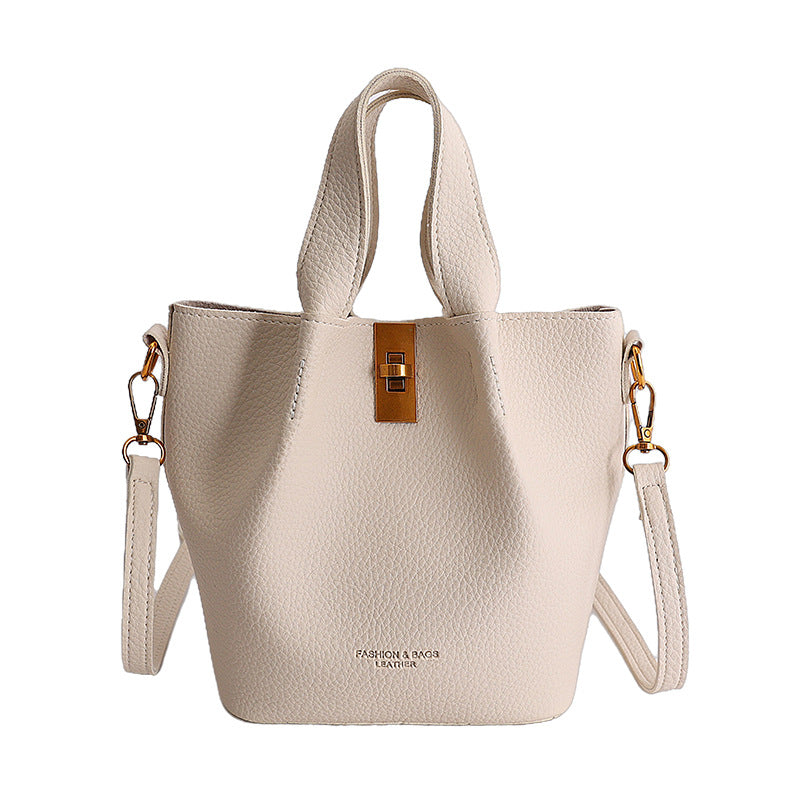 Classy sense of niche hand-carrying bag for women 2026 spring new arrivalaccessible luxury texture shoulder bag large capacity work clothing crossbody bag