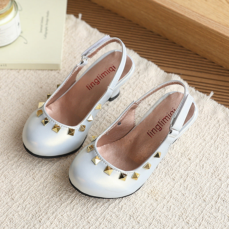 Fanka haotrendy version of small leather shoes, pointed toe rivets, mary jane shoes, niche stylesense of design, work clothingeasiest for matchelegantflats