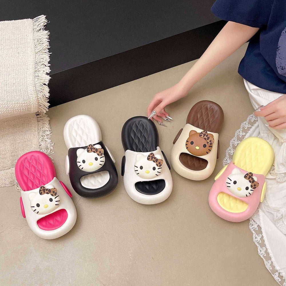 2026 summer new color block slides for women, versatile and cute cartoon design, comfortable thick sole eva height increasing thong sandals