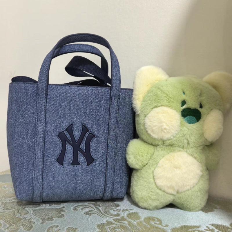 South Korea MLB2024 new vegetable basket portable shoulder bag Yankees commuter versatile tote bag shopping bag