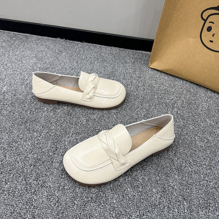 autumn new arrival: plus-size casual loafers for cross-border e-commerce. sizes 35-43 available. wholesale options available. dropshipping to  and