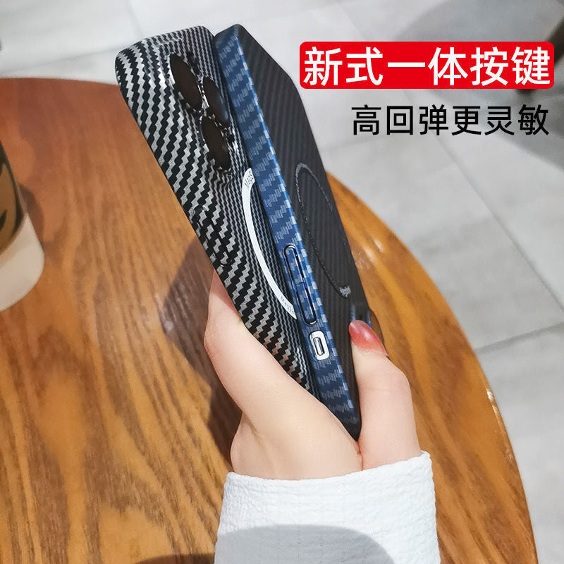 Suitable for iphone16pro carbon fiber pattern lens film mobile phone case apple 15pc magnetic magsafe hard case