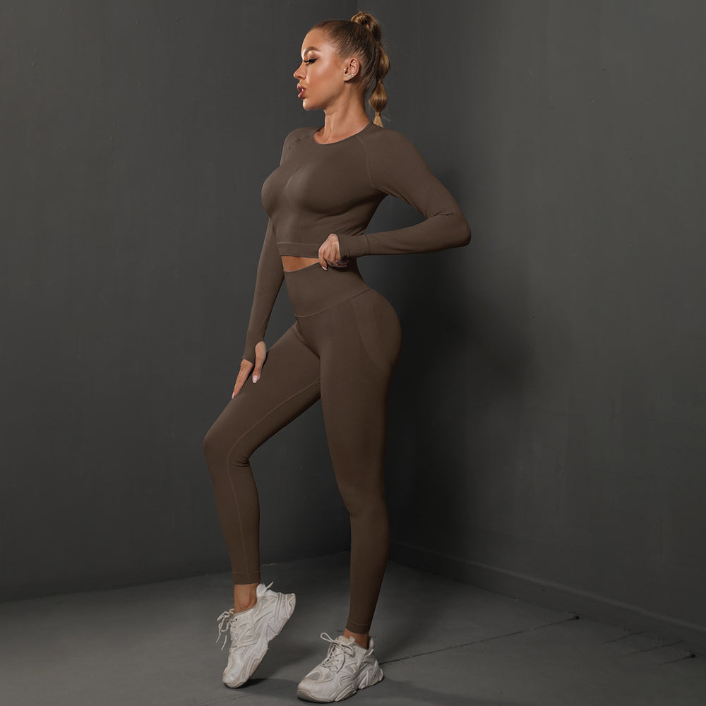 Ready-to-ship cross-border seamless peach lift butt lifting yoga set - women's two-piece activewear for running and fitness (us/eu style)