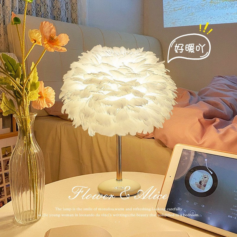 Luxury crackle glaze ceramic feather table lamp - elegant bedside decor for women's bedroom, warm and romantic ambiance lighting