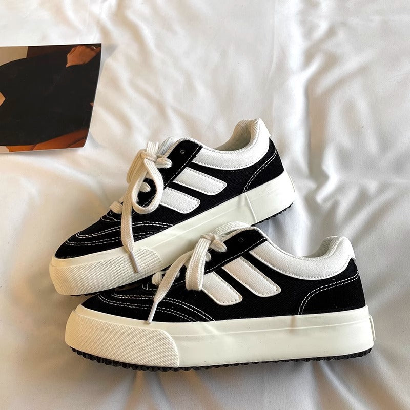 Vintage hong kong style black canvas shoes for women, new autumn 2026 collection, unique design, student-friendly, versatile sneakers, trendy ins style