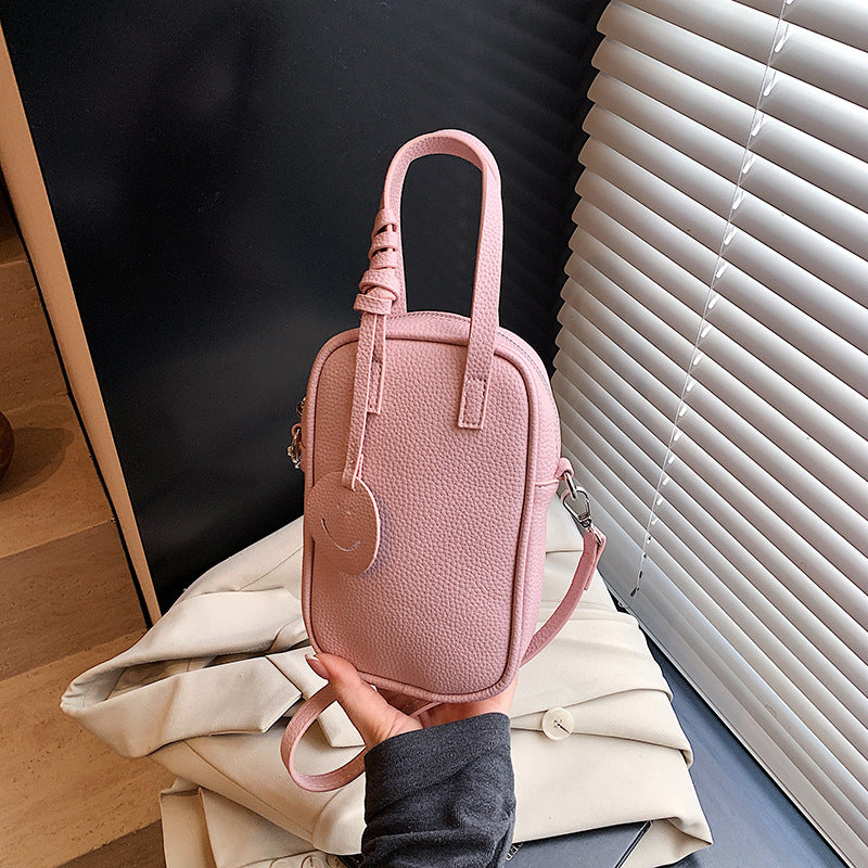 Fashion shoulder bag new simple casual commuter messenger bag  Korean version of high-end sense foreign versatile bag women