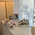 Kids' athletic shoes:  spring/autumn new collection - boys' soft-soled running shoes, girls' winter chunky sneakers, non-slip casual shoes