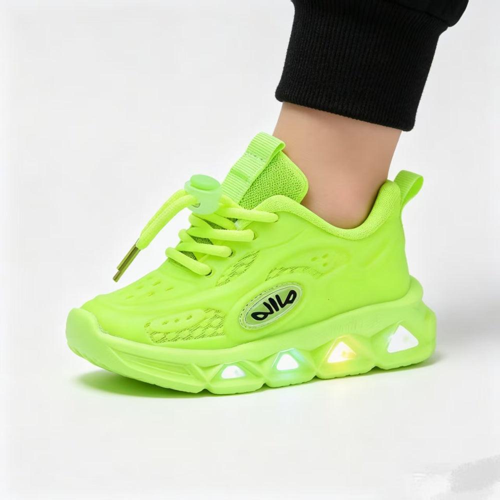 New fashionable light-up sports shoes - breathable, illuminated casual shoes for spring and autumn. lightweight, soft-soled prewalker shoes for toddlers and young children
