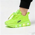 New fashionable light-up sports shoes - breathable, illuminated casual shoes for spring and autumn. lightweight, soft-soled prewalker shoes for toddlers and young children