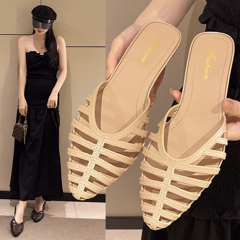 2025 new summer korean style fashion hollow-out sandals women's versatile outdoor wear soft sole square heel mesh half slippers