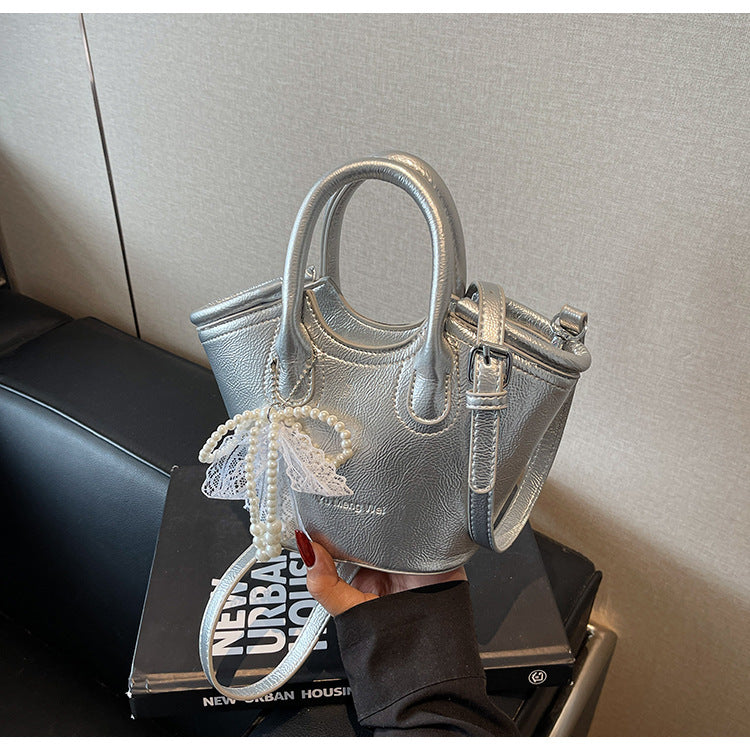 Cross-border texture contrasting handbag bag 2025 new fashionable versatile foreign gas bucket bag casual simple messenger bag