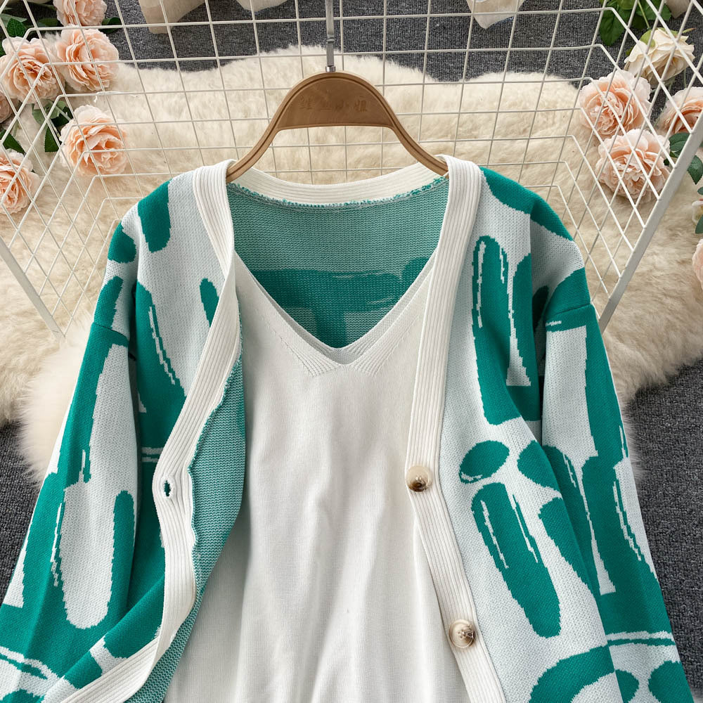 Fashioncasualsuitletterprintinglooseknittingoutwear vest women's inner wear silmskinny jeanspants three-piece set