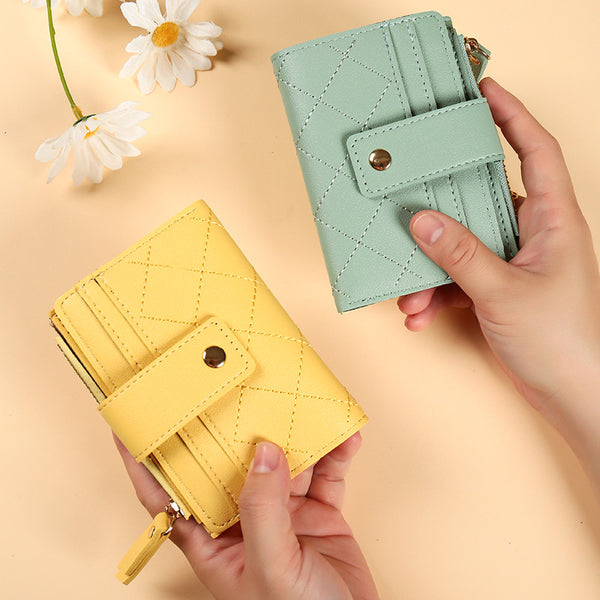 Wholesale 2023 wallet creative zipper change bag, Korean version multi-card student wallet, fashionable short women's wallet