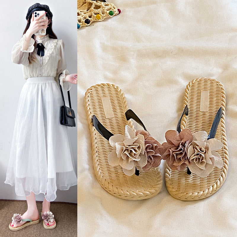 Sweet and stylish women's summer sandals, new color-blocked floral flip-flops, flat, non-slip beach sandals for women