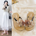 Sweet and stylish women's summer sandals, new color-blocked floral flip-flops, flat, non-slip beach sandals for women