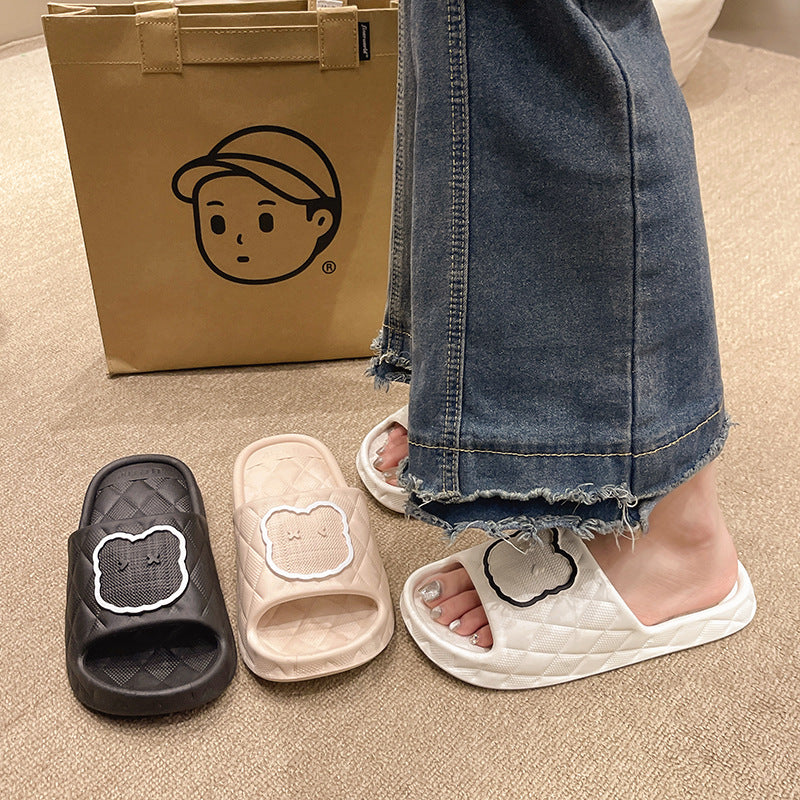 2024new arrival women's summer cartoon big bear home thick sole one-word casual beach slippers for women